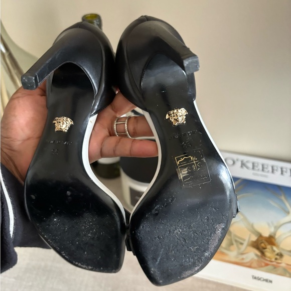 Versace Black & White Ankle-Strap Logo Sandals - Picture 5 of 6